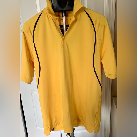 Nike golf shirt - Picture 2 of 11
